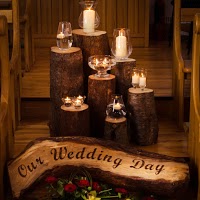 Wooden Treats and Rusitc Weddings 1082107 Image 1